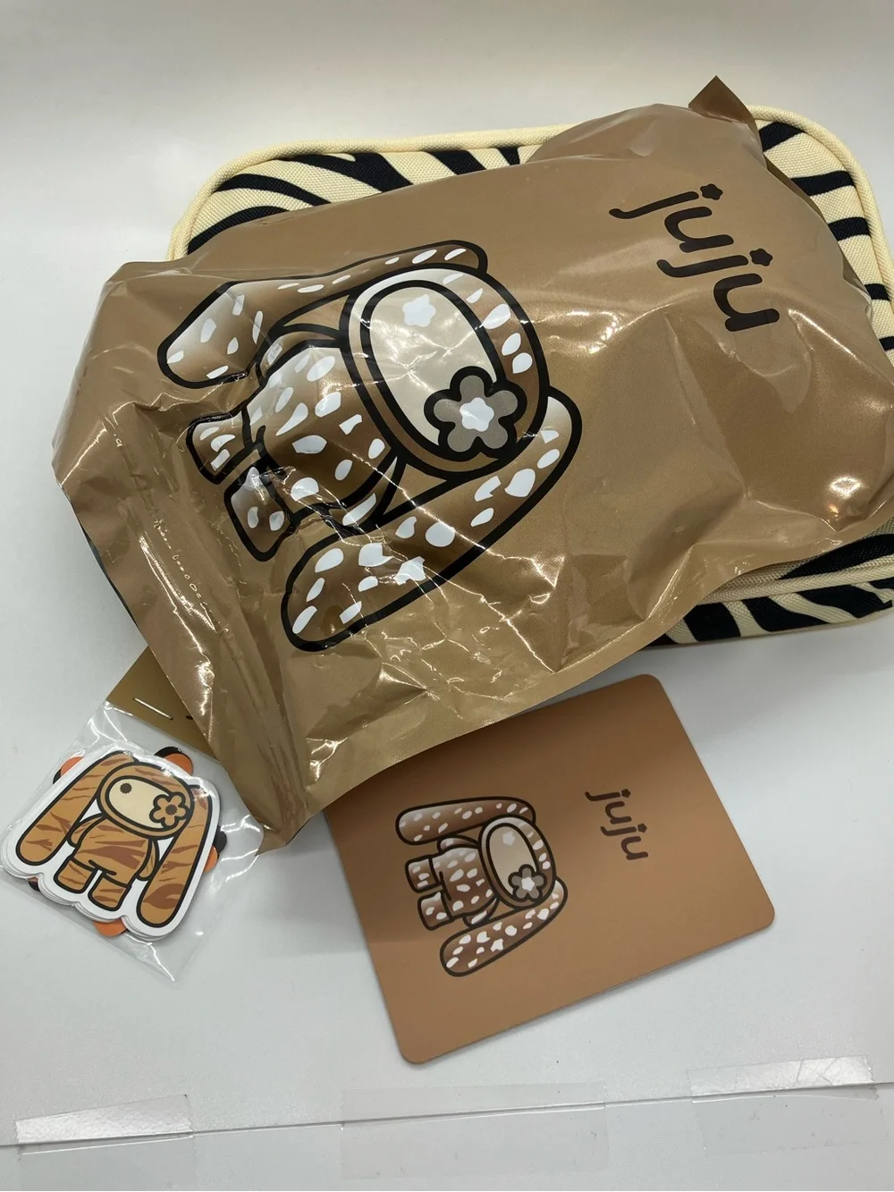 ELZO CJ Hendry Juju - Animal Print Series Limited Edition Plush Pendant